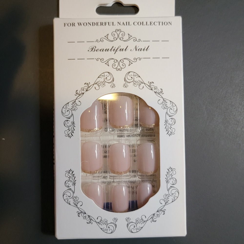 Self-adhesive Short Square French Tip Nails